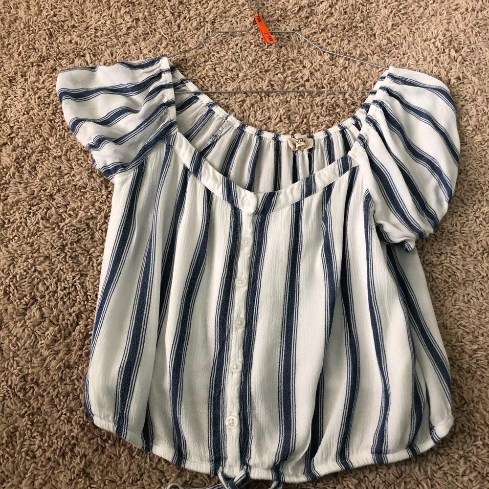 hollister summer top